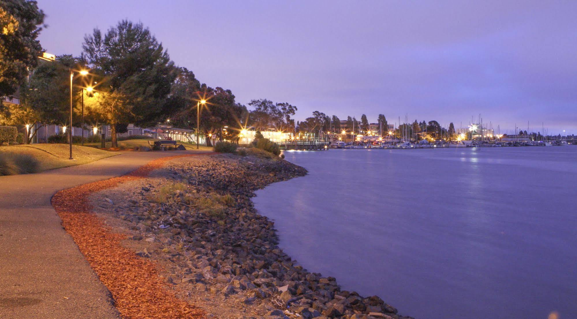 Executive Inn & Suites Oakland Dış mekan fotoğraf